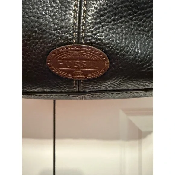 Fossil Black Leather Hobo Shoulder Bag Convertible Crossbody Brass Hardware
